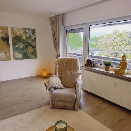 Henno's-apartments 105qm 8p, 4 Zimmer, Balkon Lägenhet
