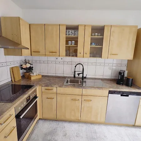Henno's-apartments 105qm 8p, 4 Zimmer, Balkon