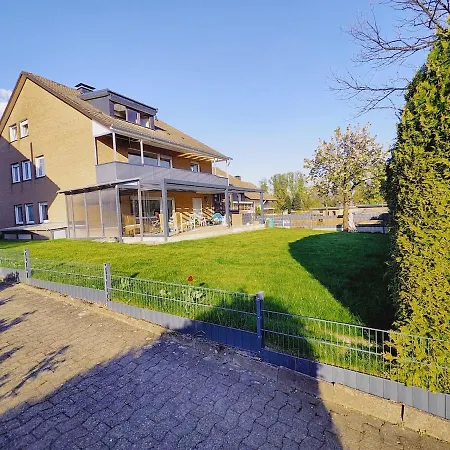 Henno's 105qm 8p, 4 Zimmer, Balkon Bielefeld