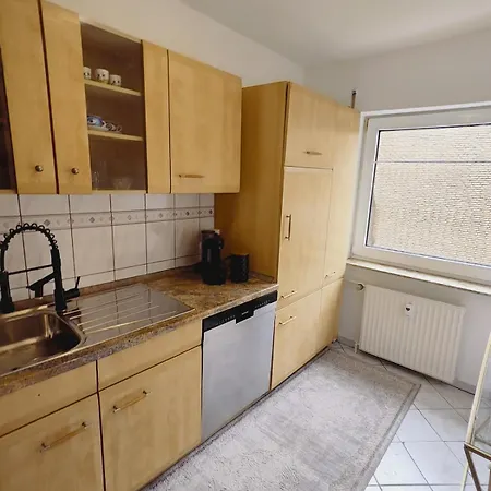Henno's-apartments 105qm 8p, 4 Zimmer, Balkon *