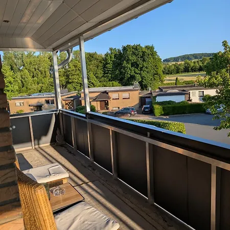 Henno's-apartments 105qm 8p, 4 Zimmer, Balkon Lägenhet *