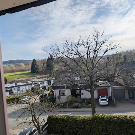 Henno's-apartments 105qm 8p, 4 Zimmer, Balkon Lägenhet Bielefeld