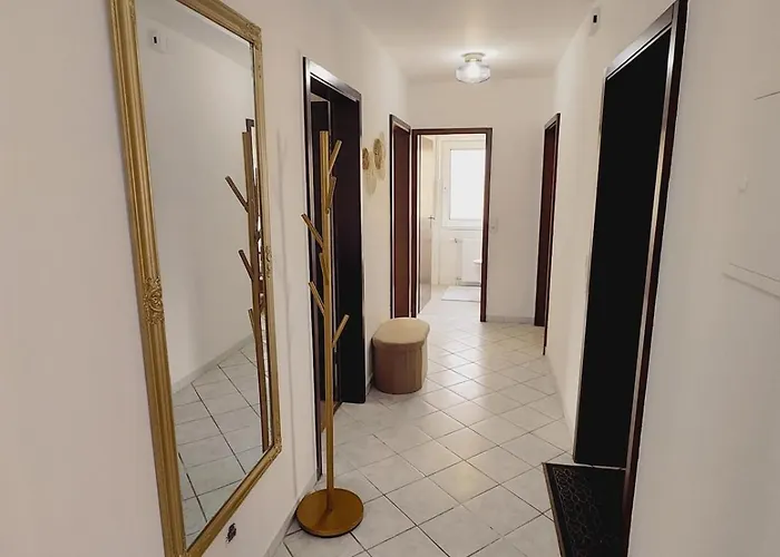 アパート Henno's-apartments 105qm 8p, 4 Zimmer, Balkon *