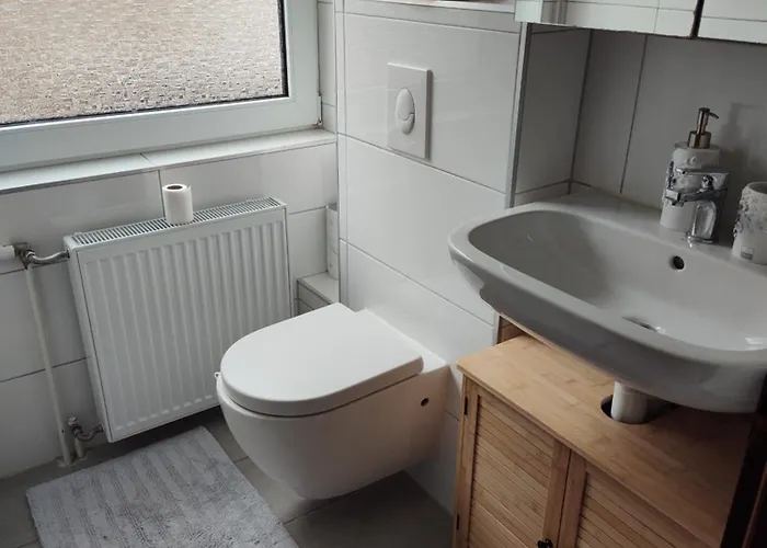 Henno's-apartments 105qm 8p, 4 Zimmer, Balkon *