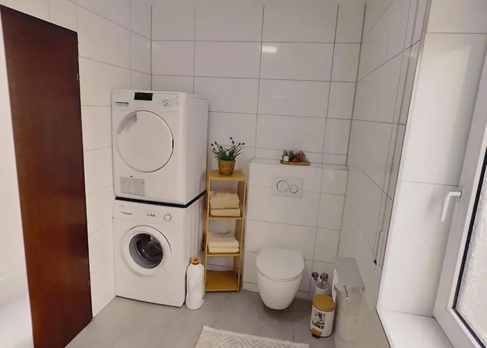 Henno's-apartments 105qm 8p, 4 Zimmer, Balkon *